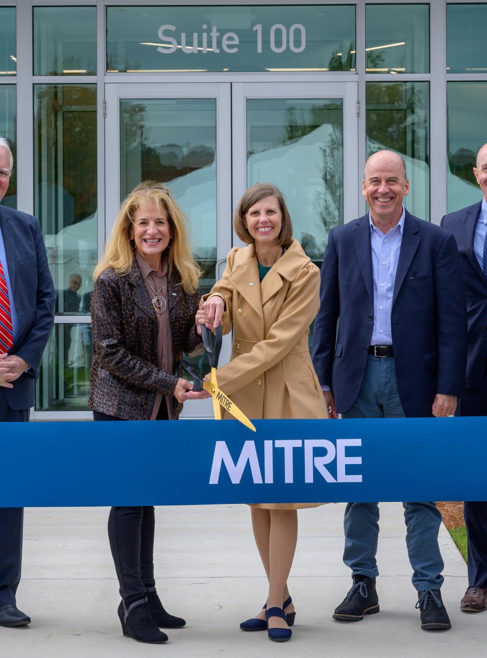 MITRE leadership at blue-ribbon cutting ceremony at Huntsville, Alabama, iHubs site.