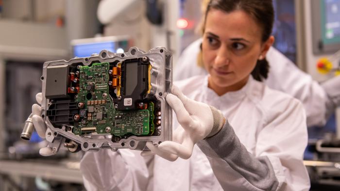 Woman innovating in a lab